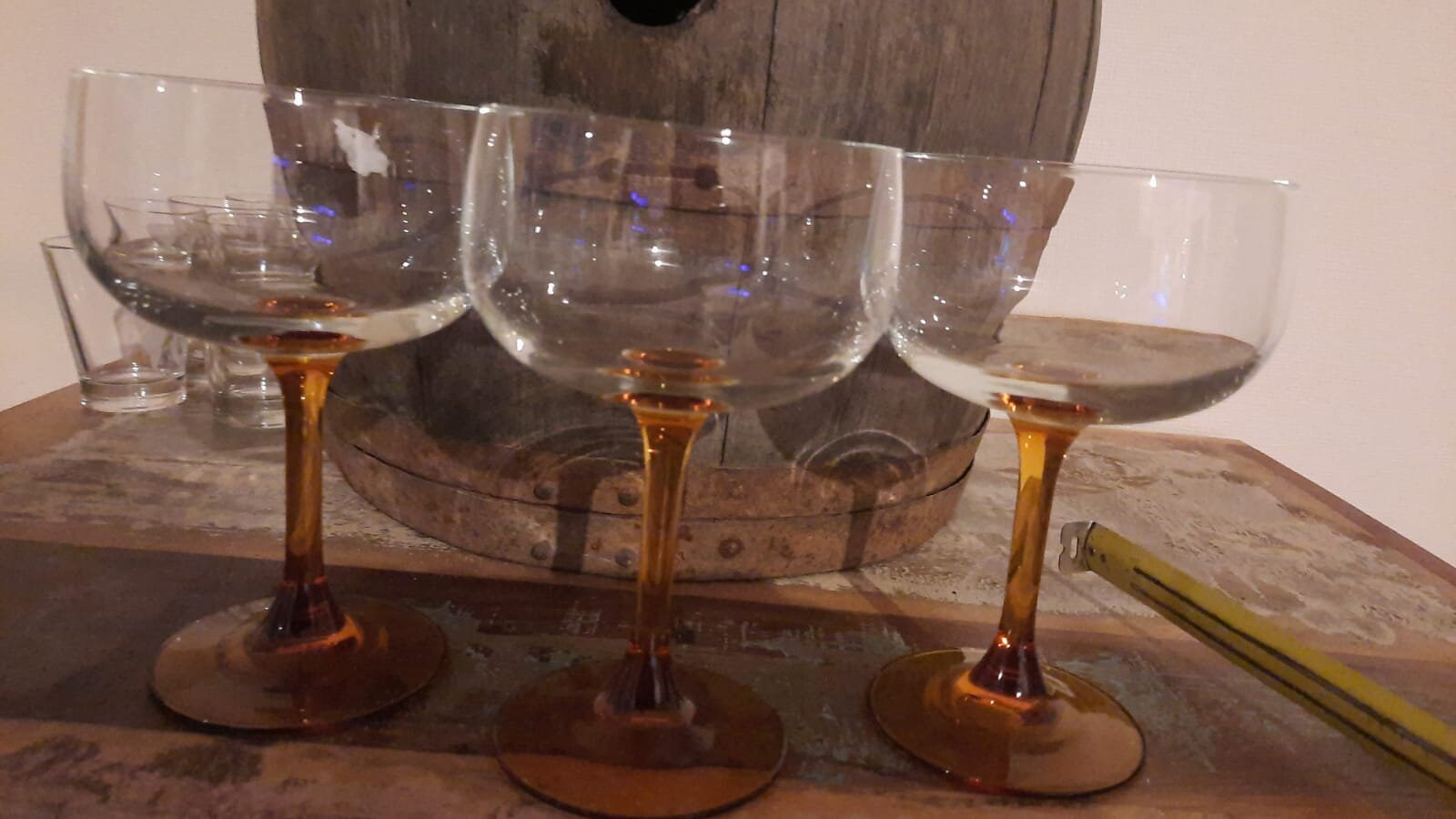 3 Verres à Vin Tige Ambrée