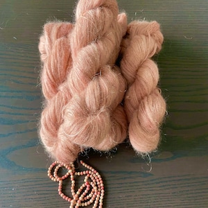 Mohair et soie, lace, La cumulus, Noyau avocat