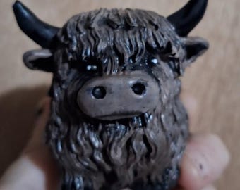 Highland Cow Resin Statue