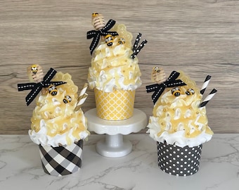 Honey Bee Large Cupcake