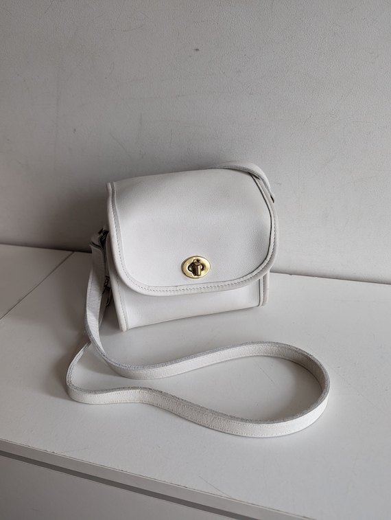クリーニング済 old coach 9018 Emmie Flap USA Vintage Coach Emmie Flap Bag #9018 White - Etsy