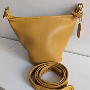 Vintage Coach Maggie Bag Yellow 9019, Duffle Sac Small image 2