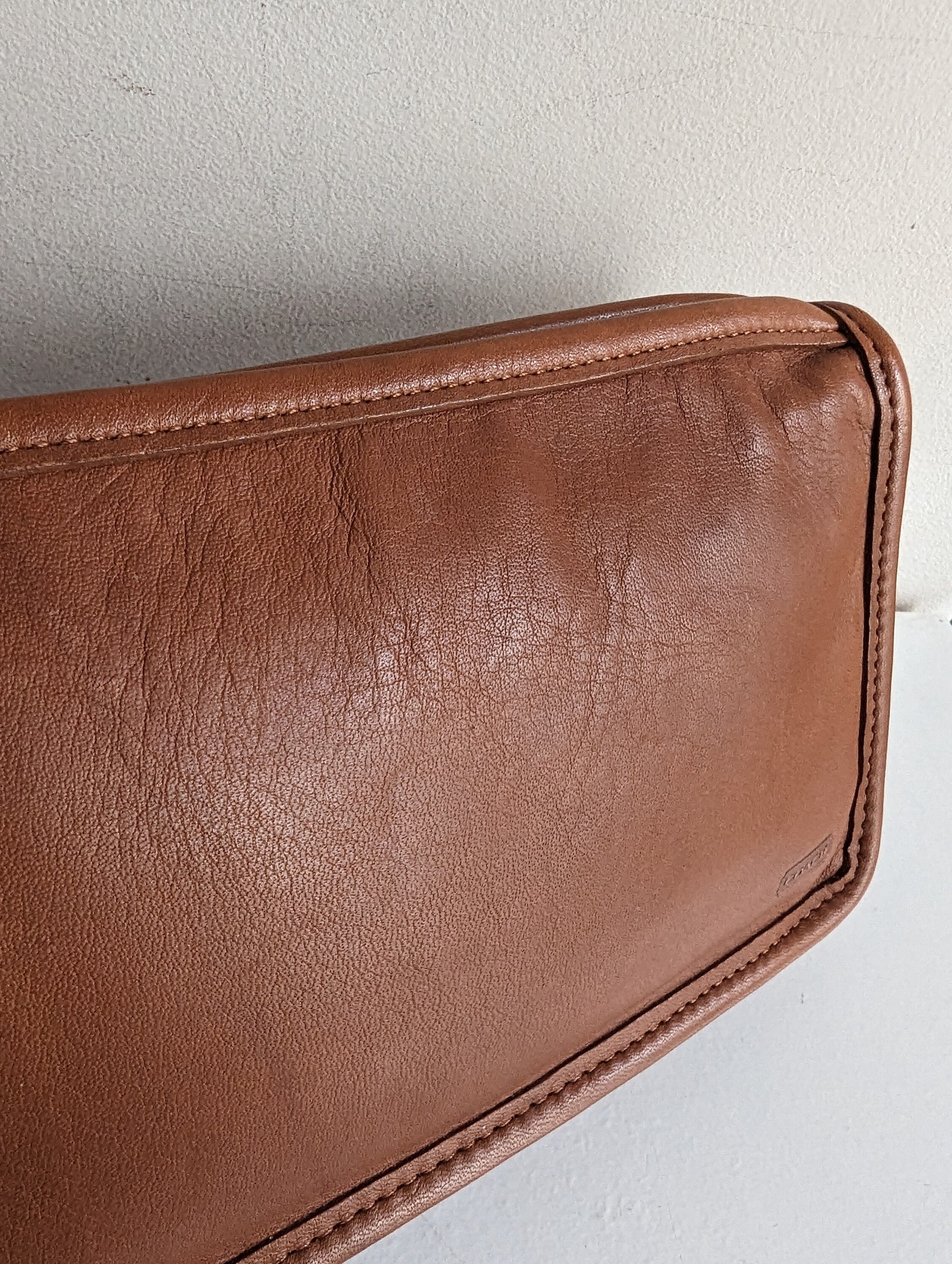 バッグ Rare Vintage Coach Chunky Case 7165 Vintage Coach Chunky Case #7165, British Tan, Like-new - Etsy