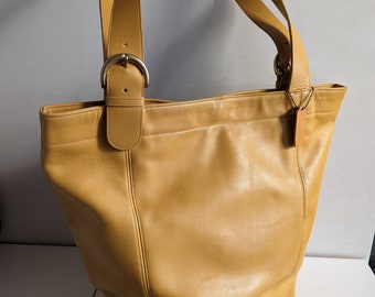 Vintage Coach SOHO bag, #4082, Yellow Mustard