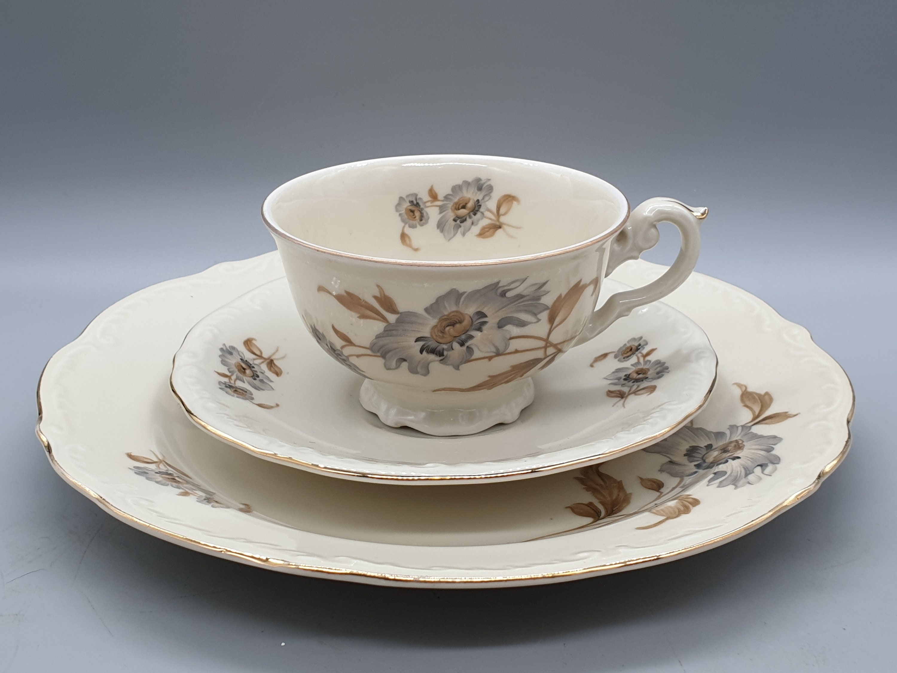 Tasse à thé ronde basse porcelaine blanche 18 cl + soucoupe D 15 cm - 1001  Fêtes