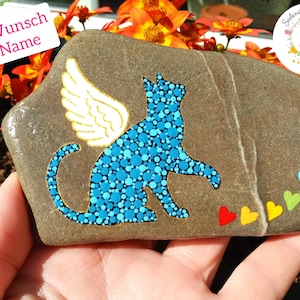 Gedenkstein für Katzen personalisierbar mit Namen, Katze mit Flügel, Regenbogenherz, bemalte Steine, Seelensteine mit Herz, Grabstein bunt