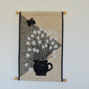 Finnish wall hanging Hanhisalon Kutomo oy vintage wool tapestry Woven wall tapestry cream black Mid century Scandinavian home decor weaving