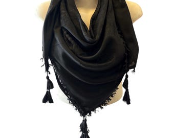 Keffiyeh tecido, preto sobre preto, com franjas nos 4 lados - 122 cm x 122 cm