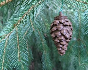 Pinecone Geocaching Container W/ Logs/Bags/Wire Waterproof