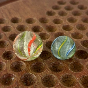 Verzameling van 4 antieke Latticino Core Swirls-knikkers Handgemaakte Duitse glazen knikkers afbeelding 3