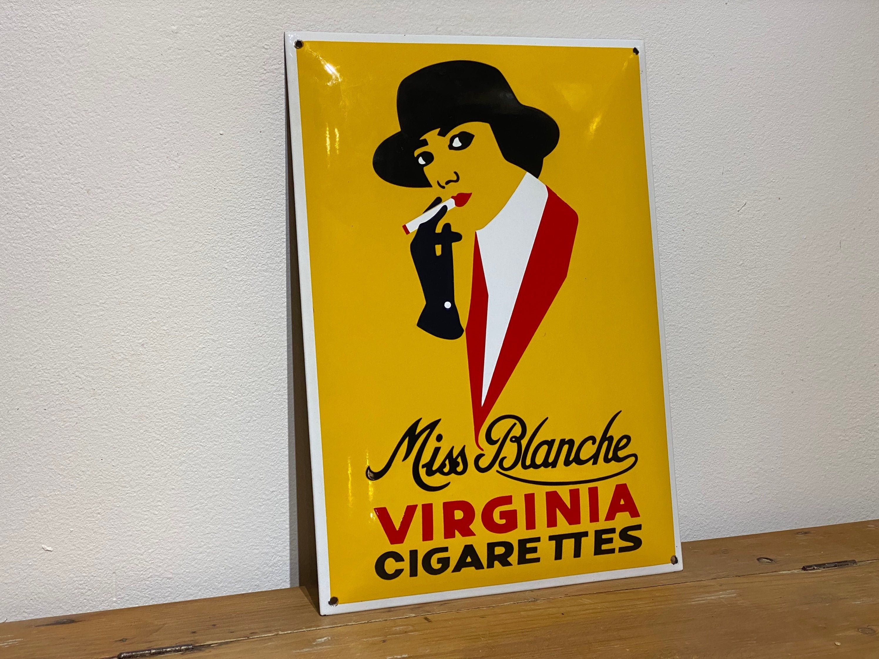 miss cigarette Vintage Miss Blanche Virginia Sigaretten Emaille Teken