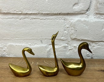Ensemble miniature de 3 cygnes en cuivre