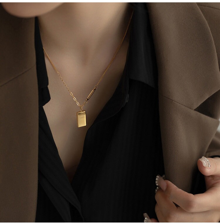 Gold necklace rectangle best sale bar
