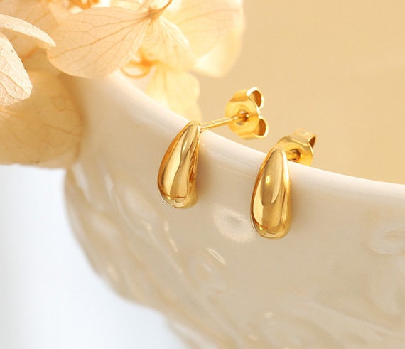 Basic Gold + Diamond Ear Cuff – Skaska Jewelry