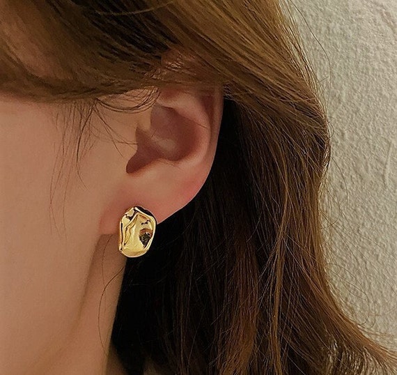 Gold Medium Triple Hoop Earring | WHISTLES |