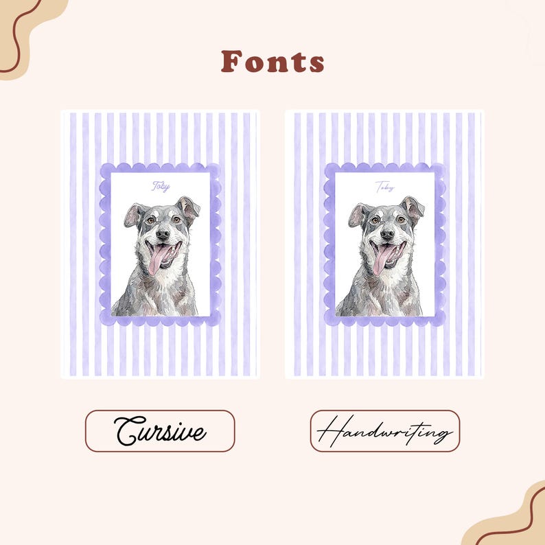 以下が含まれることがあります： 舌を出した犬の水彩画イラストが描かれた2枚の長方形のプリント。薄紫色のストライプの背景に、紫色のスカラップフレームで囲まれています。犬の上には「Toby」の文字があり、下部には「Cursive」と「Handwriting」というラベルが記載されています。