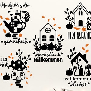 Puede incluir: Cuatro ilustraciones en blanco y negro de casas con decoraciones de otoño. El texto "Mach's dir gemütlich", "Herbstlich willkommen", "Hallo Herbst" y "Hereinspaziert willkommen Herbst" está incluido en la imagen.