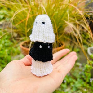 Knitted Ghost and Witch Hat Pattern (PDF Download) image 3