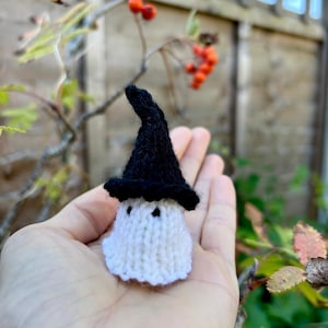 Knitted Ghost and Witch Hat Pattern (PDF Download)