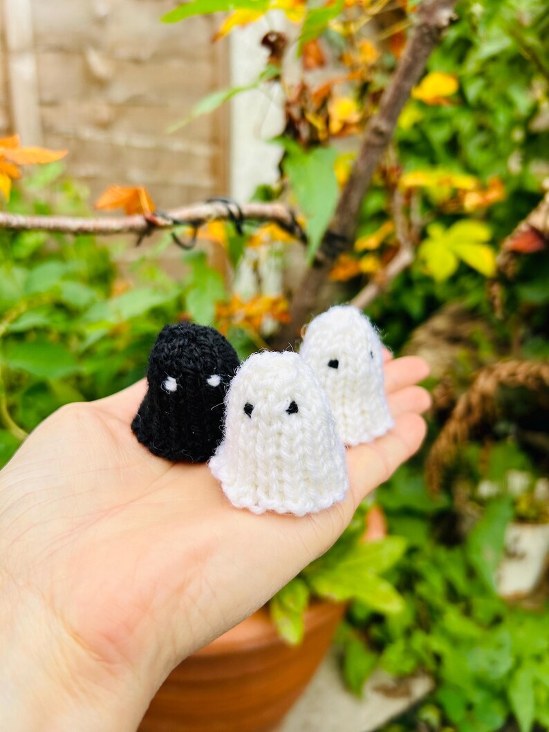 Knitted Ghost and Witch Hat Pattern (PDF Download) image 2