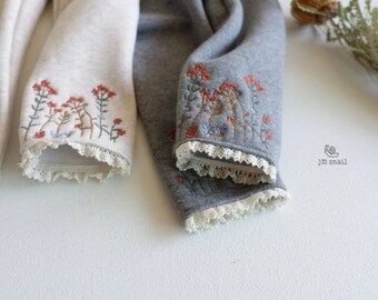 Seoul Snuggles: Flower Embroidered Toddler & Kid's Leggings - Winter Elegance