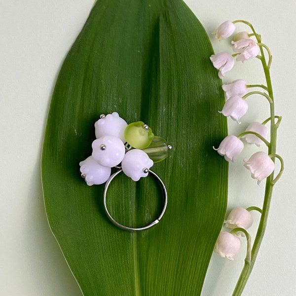 Lily of the valley,Flower ring ,Floral jewellery,Botanical jewellery,White flower,Murano glass,Flower ring ,Gift for daughter,Valley ring