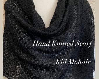 Bufanda negra tejida a mano de 192 x 62 cm / Chal de mohair para niño — Ligero/ Estola texturizada/ Chal elegante