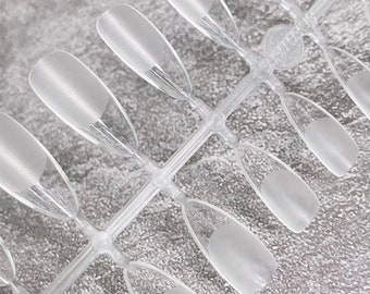Gel nail tip