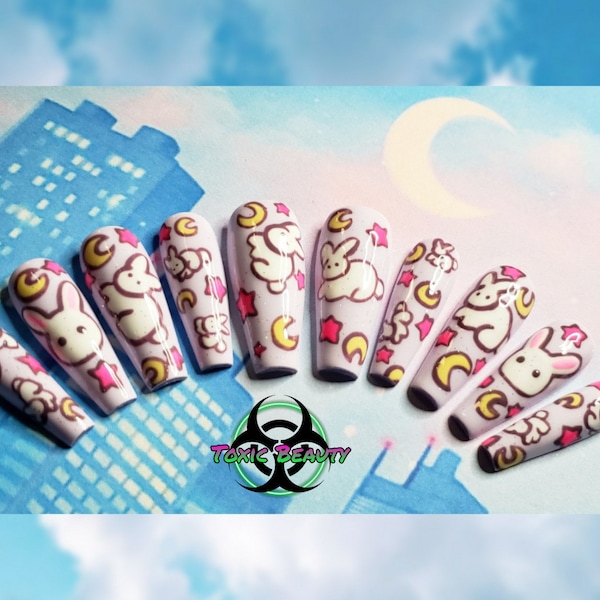 Uñas postizas pintadas a mano con estampado de anime/Usagi de color lavanda claro kawaii