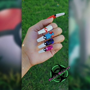 Kawaii Handpainted/Anime/Cartoon/Manga Press On nails