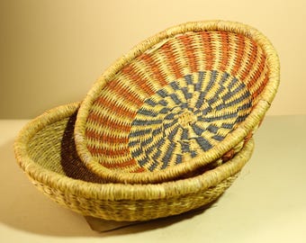 ミニカラフルアフリカ手編みバスケット蓋付き、バスケット - Etsy 日本