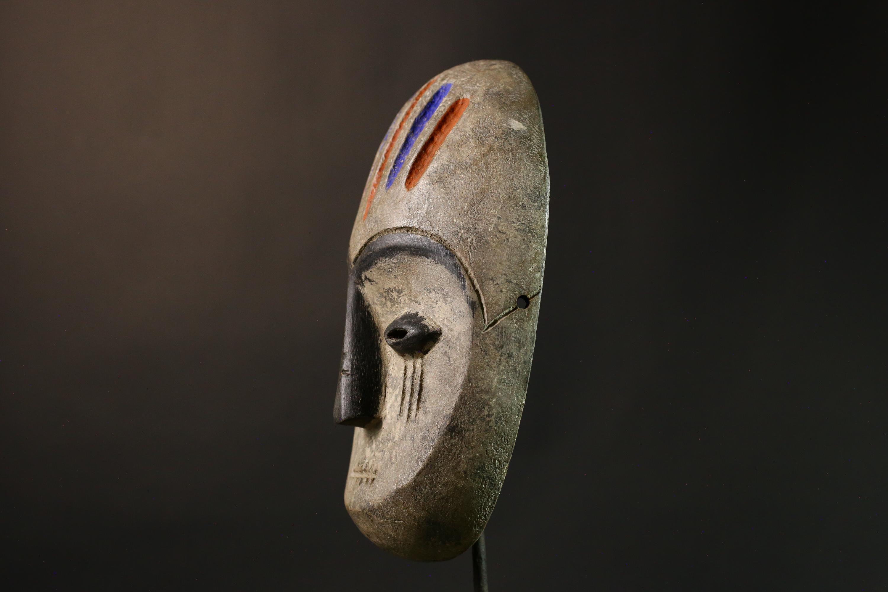 手彫りのアフリカンマスク：部族の木製ウォールアート、エスニックな