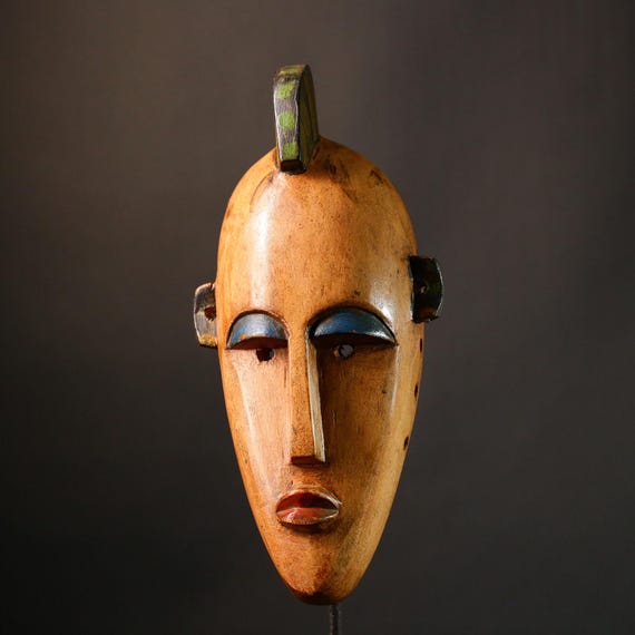 手彫りのアフリカの木製マスク：バンバラ族の部族アート壁装飾-G3471