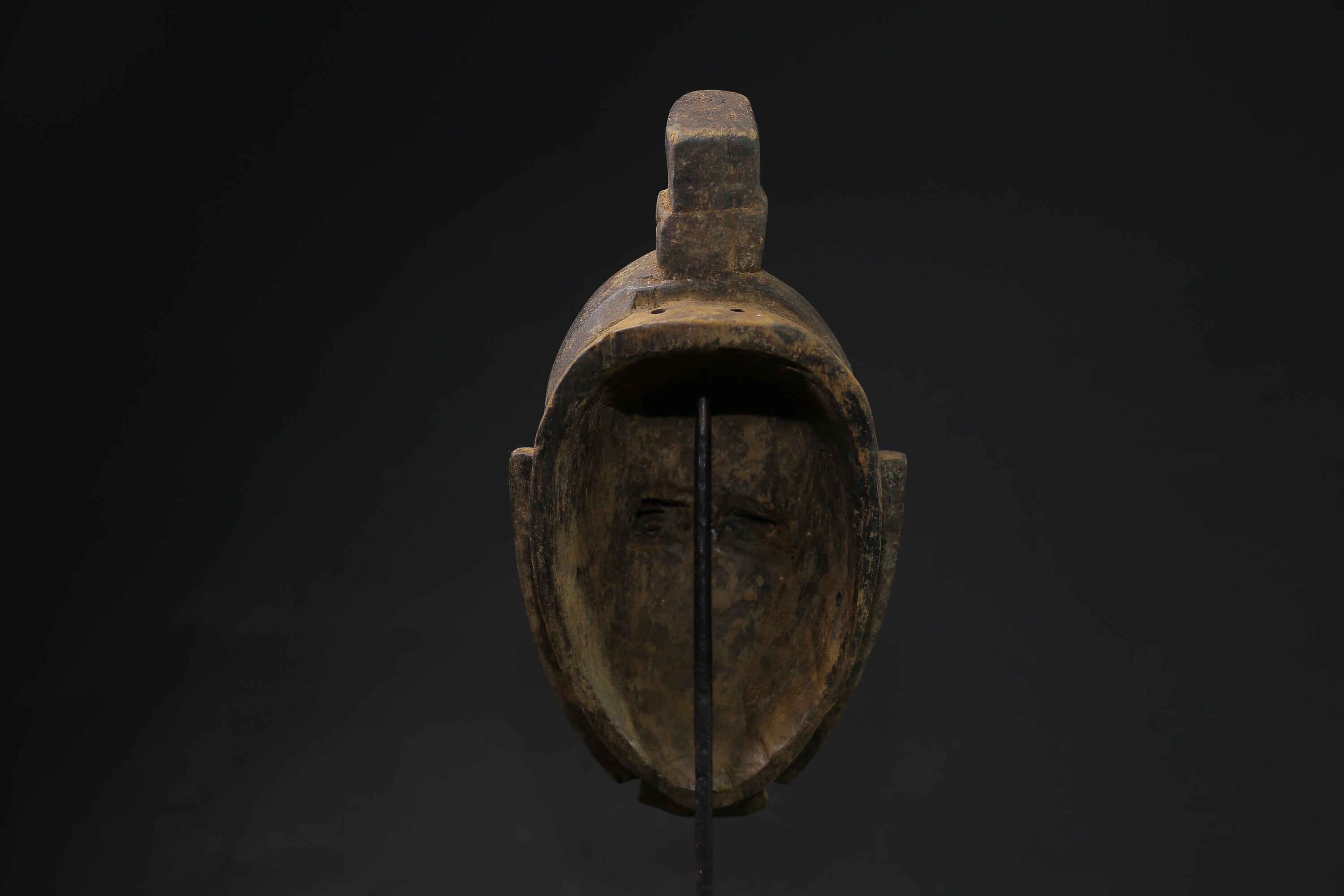 バウレ族のアフリカの仮面：手彫りの木製部族芸術、コートジボワール