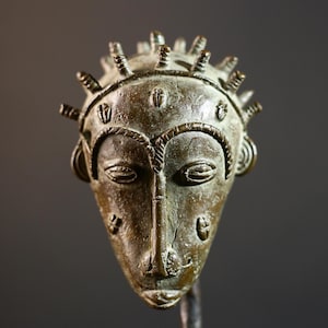 African bronze tribal head sculpture Baule style spiked crown scarified face miniature handmade ethnic figure altar art patina decor-G5367
