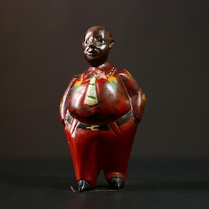 Estatueta de madeira africana esculpida à mão, homem pintado em terno vermelho, escultura de arte popular da África Ocidental, decoração cultural para casa, colecionável - G4267