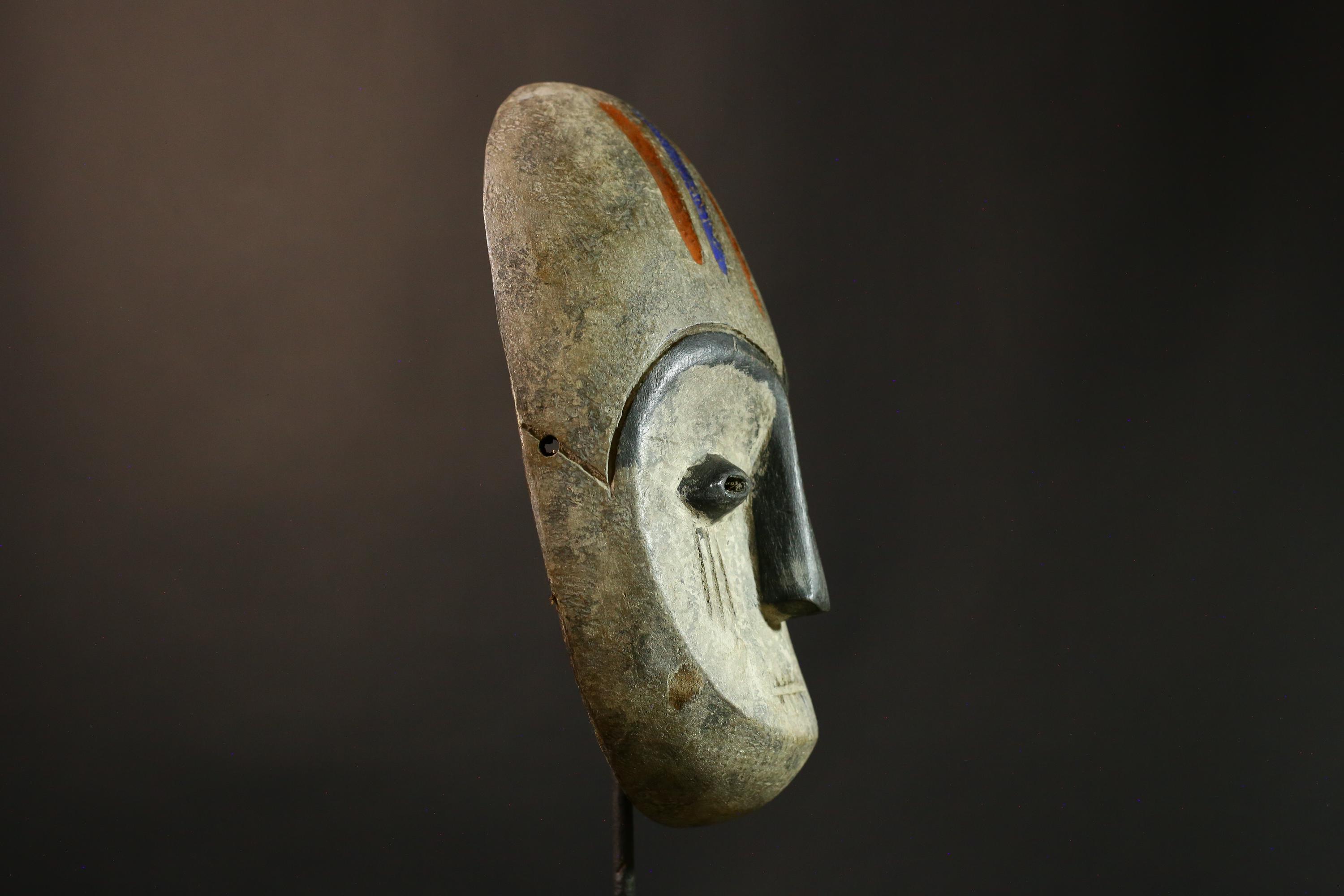 手彫りのアフリカンマスク：部族の木製ウォールアート、エスニックな