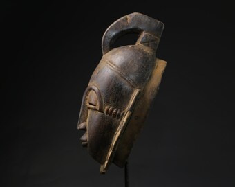 バウレ族のアフリカの仮面：手彫りの木製部族芸術、コートジボワール