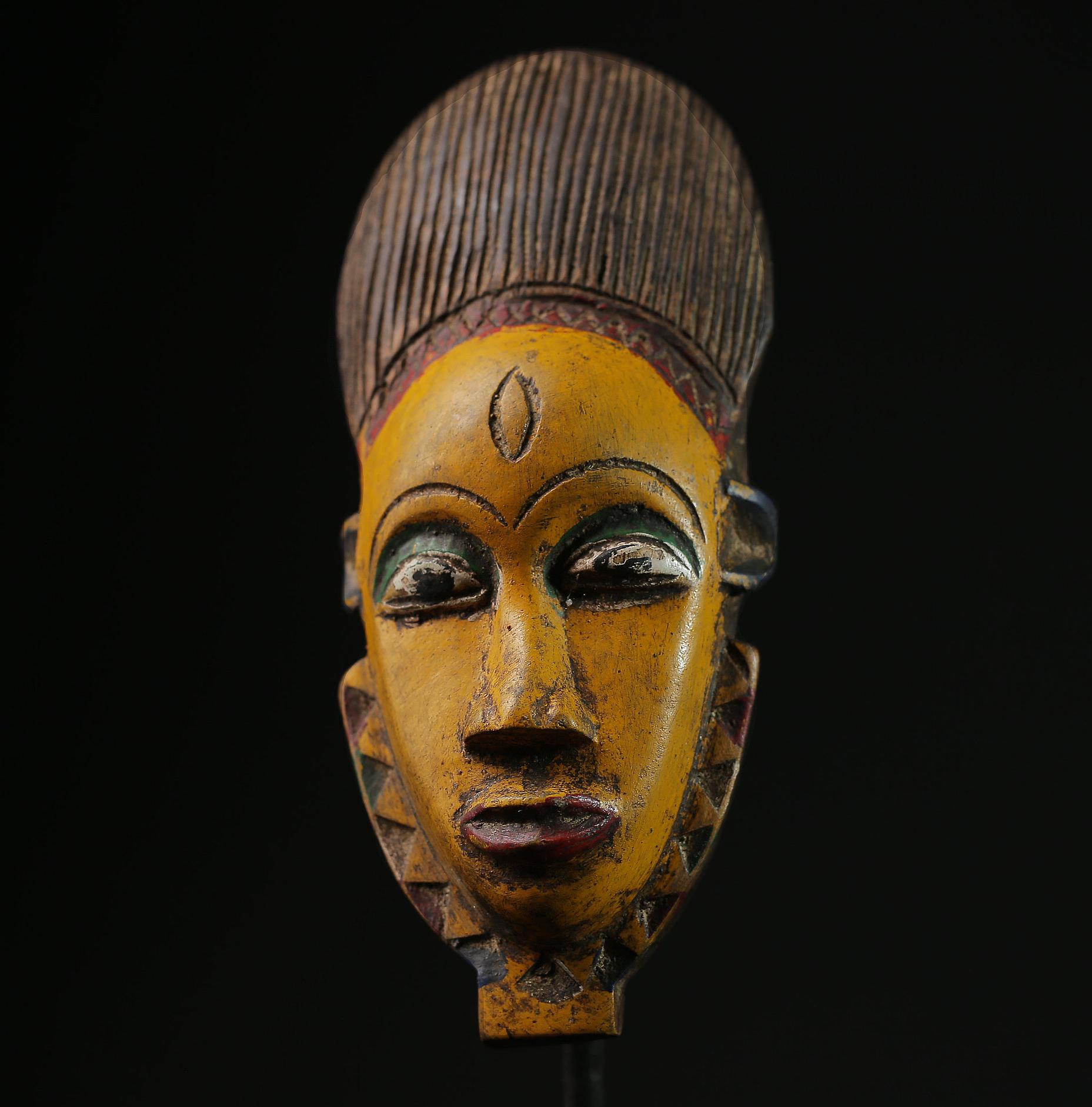 グロアフリカ部族のマスク：手彫りの木製壁飾り、コートジボワール