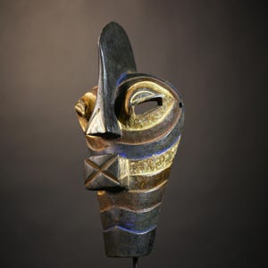 african songye kifwebe mask with crest tribal carved male mask from congo geometric striped face wood wall decor sculpture-G4696