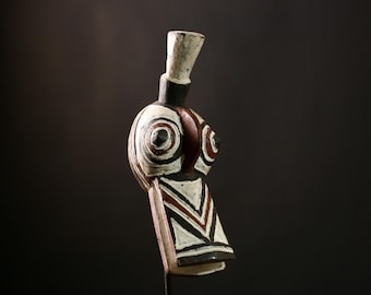 アフリカの部族のフェイスマスク 手彫りの木製ウォールアート コンゴ