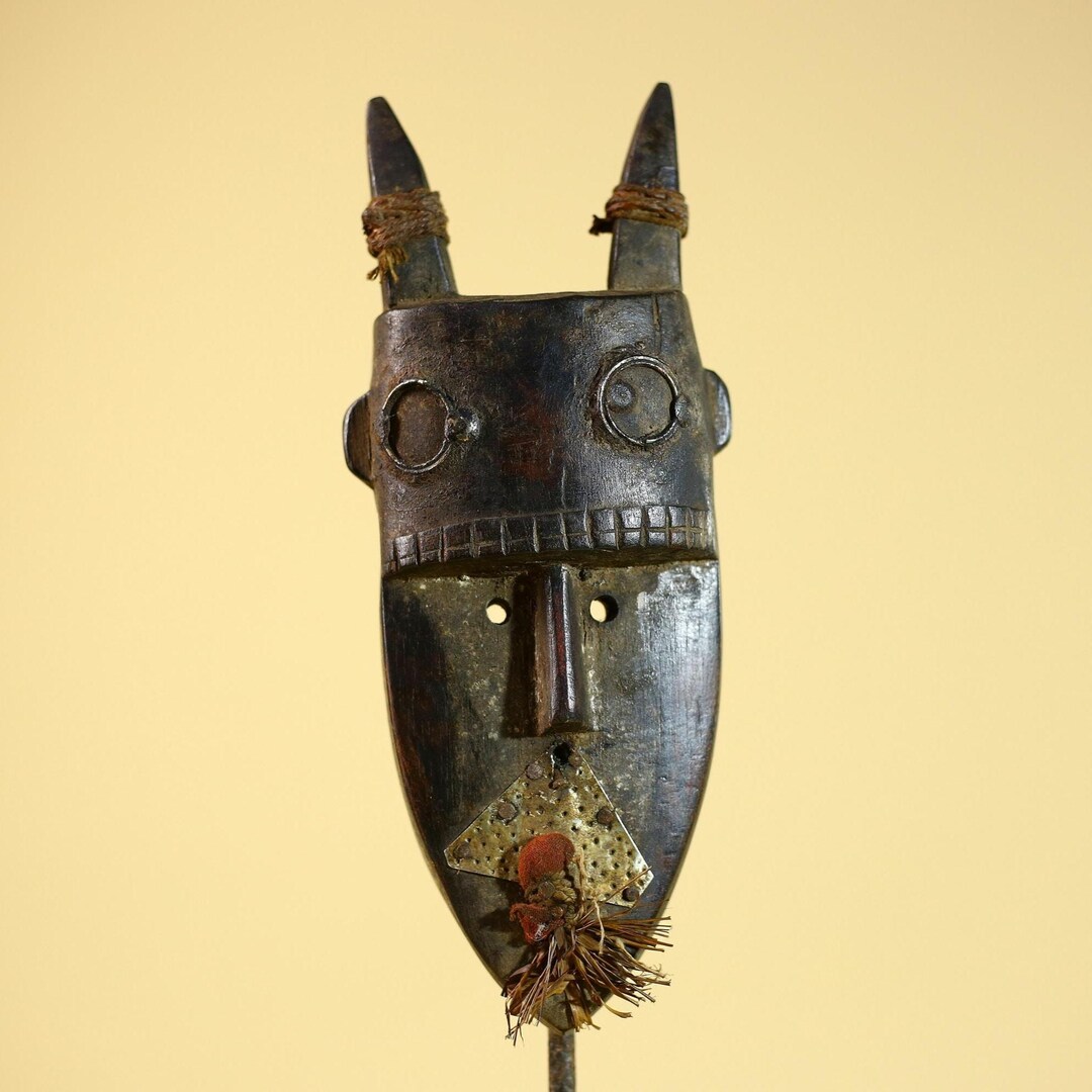 トマ アフリカンマスク 角のある部族の木製彫刻 ギニア ヴィンテージ