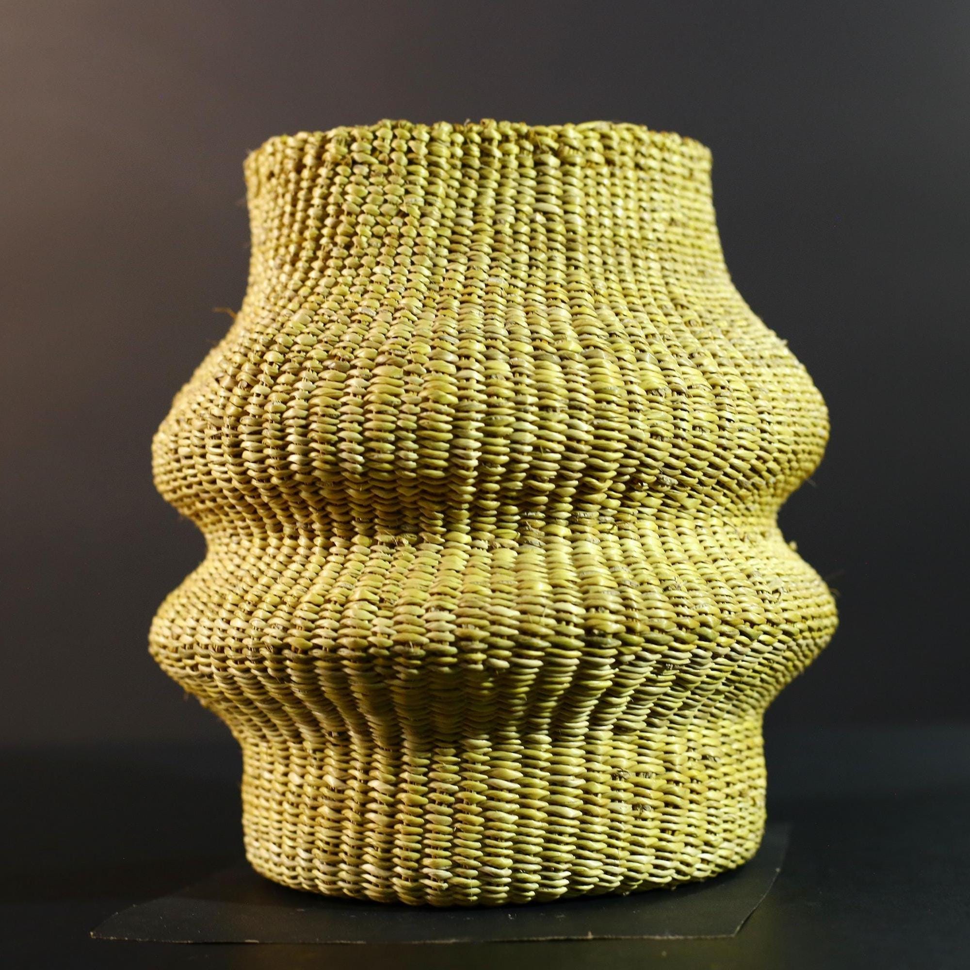 ラフィア編み収納バスケット：ボヘミアン風トライバルホーム