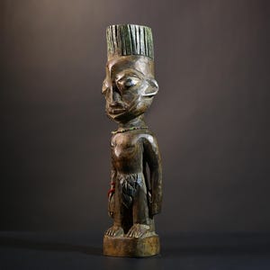 Afrikanische Yoruba Zwillingsfigur: Oyo Holz Skulptur mit Schmuck-G4743