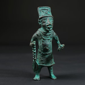 African bronze statue of Yoruba origin, tribal bronze sculpture from Nigeria, handcrafted African art for home decor-G1546