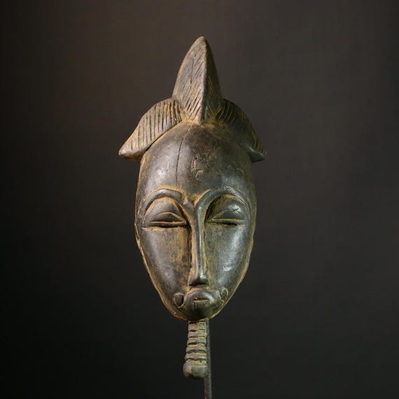 アフリカ マスク ✴︎超A級 ヴィンテージアフリカグロマスク：手彫りの部族の木製アート-G1875