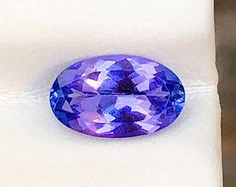 Violet Blue Tanzanite, Oval Cut Gemstone, December Birthstone (1.01 ct)