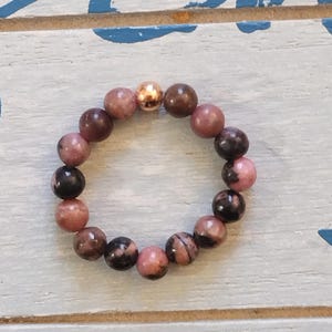 Rhodonite Ring l ROZY elastic ring with 4 mm beads in natural Rhodonite gemstone, stone of compassion, love and peace