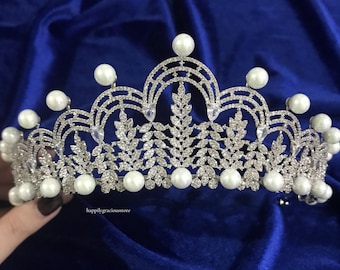 La Tiara Fermoy - Tiara réplica de la realeza británica