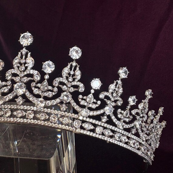 Luxury Bridal Tiara Cubic Zirconia Wedding Crown Headpiece  display picture 1